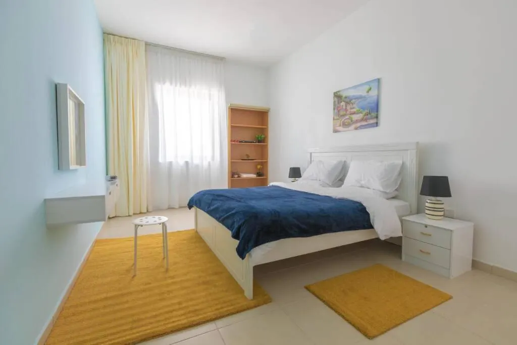 Lovely 3 Bedroom Apartment Beach Front Abu Dhabi